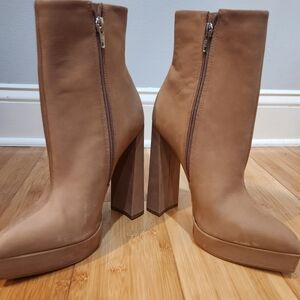Steve Madden DALINA Tan Brown High Heel Ankle Booties Sz 9M. NEW